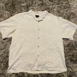 Vintage Hawaii type button up